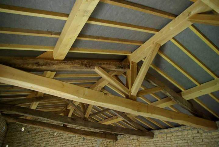 Travaux de charpentier Poitiers