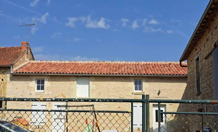 Aménagement tuiles traditionnelles Poitiers